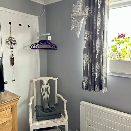 Double Bedroom Helford Cornwall 康斯坦丁